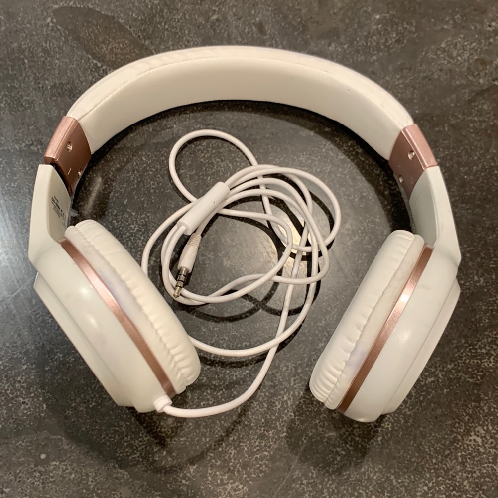 Gabba Goods Headphones
